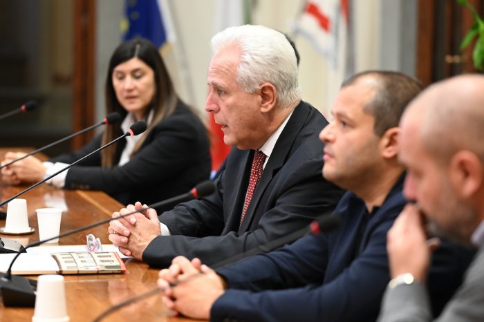 Regione e Medicina Generale insieme per potenziamento territorio. Giani: "Gioco di squadra proficuo"