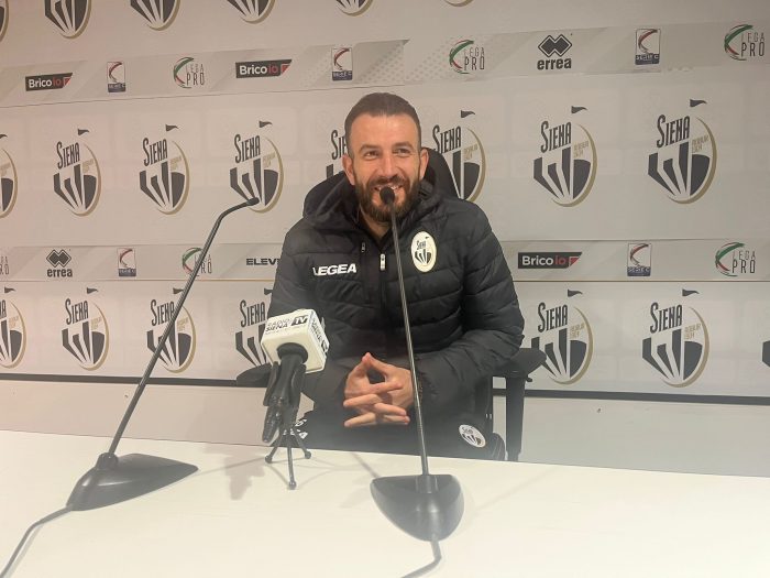 Siena-Recanatese 1-1, Favalli: "Abbiamo fatto la prestazione, peccato per il gol subito"