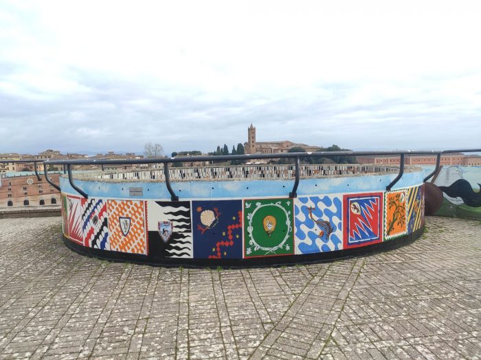 Siena: inaugurato murales nella terrazza degli Orti del Tolomei