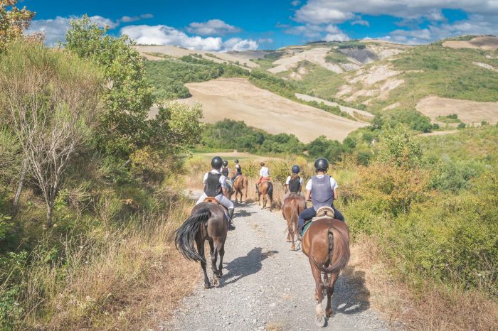 Alla BIT di Milano la Valdichiana Senese lancia i sentieri di "Valdichiana Active"
