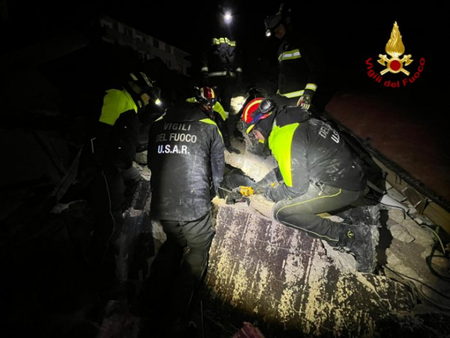 vigili fuoco in turchia 13