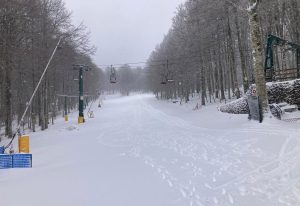 Nevica sul Monte Amiata, riaprono gli impianti