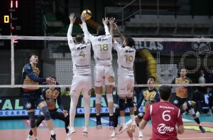 Volley - Emma Villas sconfitta da Verona, la salvezza si decide all'ultima giornata