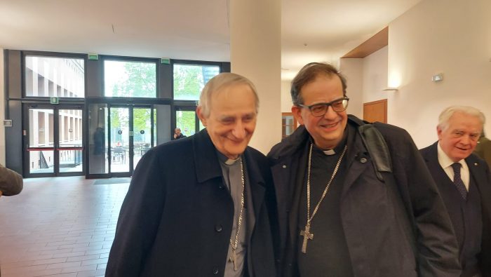 Il cardinale Zuppi a Siena: "Il Papa sarà dimesso a giorni. Pace in Ucraina? La chiesa deve fare di più"