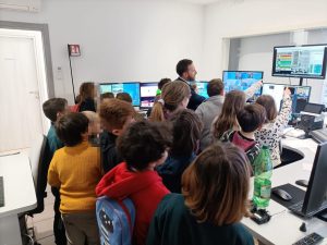 Metti una mattina "a scuola" a Radio Siena Tv...