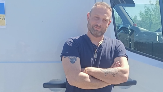 Da Vagliagli all'Ucraina, per la 13esima volta Daniele Bellofiore in viaggio per portare vestiti e medicinali nelle zone di guerra