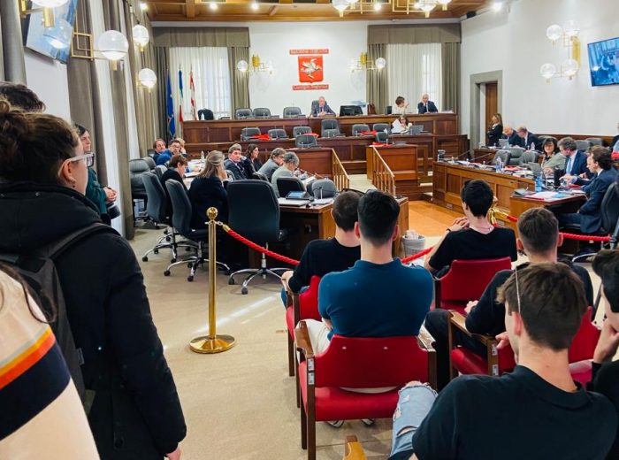 Gli studenti del Sarrocchi di Siena in Consiglio regionale