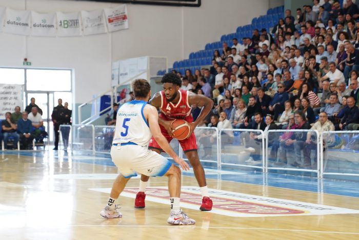 Basket serie A2 - L'Umana San Giobbe Chiusi ci prova, ma Agrigento d&agrave; la spallata e si aggiudica l'incontro
