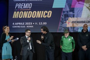 Siena Baseball: il tecnico Francesco Giusti ha ricevuto il "Premio Mondonico"