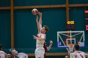 Basket A2: la San Giobbe batte Trapani e continua a credere nei play off