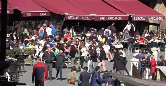 Turismo: non sarà un ferragosto da tutto esaurito in provincia di Siena