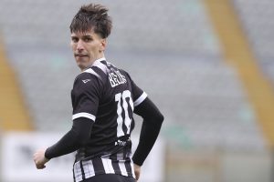 Calcio, il Siena pareggia 1-1 contro il Fiorenzuola e strappa il pass per i playoff