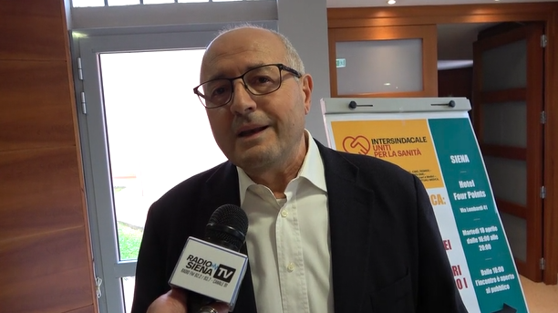 Siena, dottori, veterinari e dirigenti medici in coro: "Pi&ugrave; soldi nella sanit&agrave; italiana, siamo indietro rispetto all'Europa"