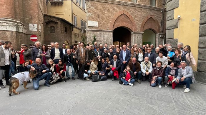 Elezioni Siena: inaugurata in Piazza Tolomei la sede del comitato elettorale del Polo Civico Siena