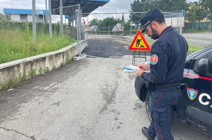 Siena: sversamento distributore di benzina, i carabinieri accertano alcune responsabilit&agrave;