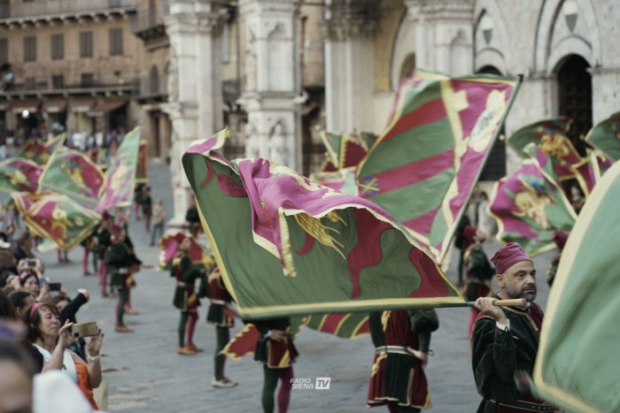 Contrada del Drago, riprendono i corsi per alfieri e tamburini