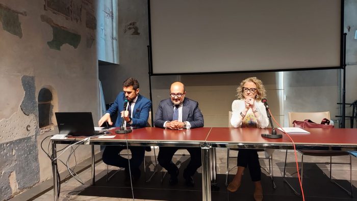 Ministro Sangiuliano a Siena: "Pinacoteca, entro due settimane il nuovo cda. Ministero nella Fondazione Sms, è possibile"