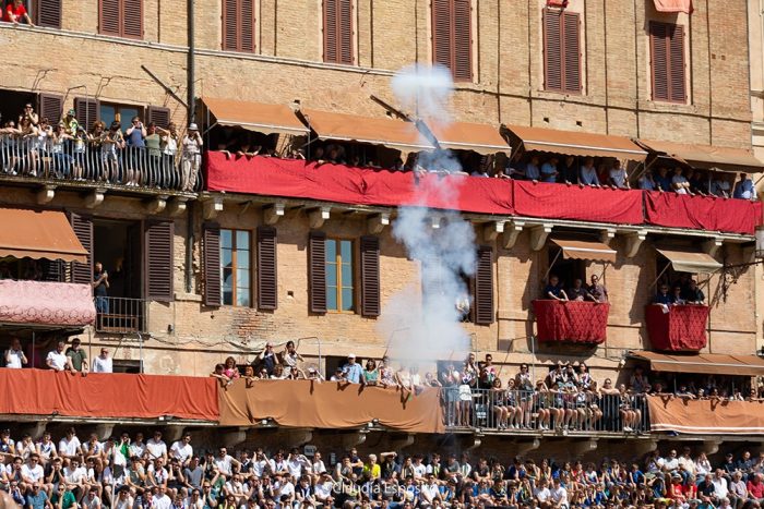 Palio dell'Assunta 2023: il valzer delle monte in tempo reale