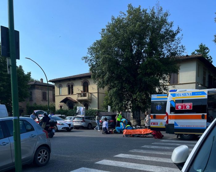 Siena: auto e moto si scontrano a San Prospero, un ferito