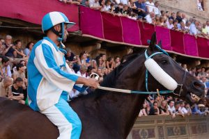 Palio 2 luglio 2023: l'Onda vince la prova generale