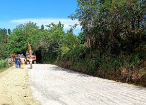 Poggibonsi, consegna dei lavori per la strada comunale che unisce Lecchi a Staggia