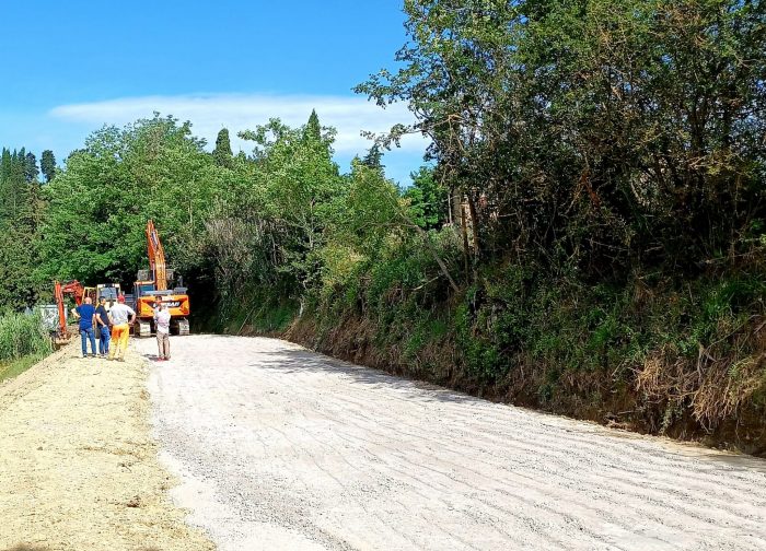 Poggibonsi, consegna dei lavori per la strada comunale che unisce Lecchi a Staggia