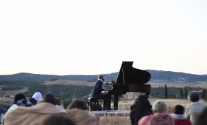 Torna nello straordinario scenario delle Crete Senesi “Asciano Suono Festival”