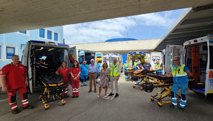 Asl, consegnate le barelle bariatriche destinate alle ambulanze del servizio DEU di Arezzo, Siena e Grosseto