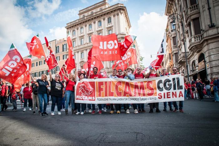 Filcams Cgil Siena denuncia le difficili condizioni di chi lavora negli appalti