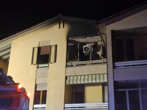 Siena: prende fuoco appartamento in via Gallerani