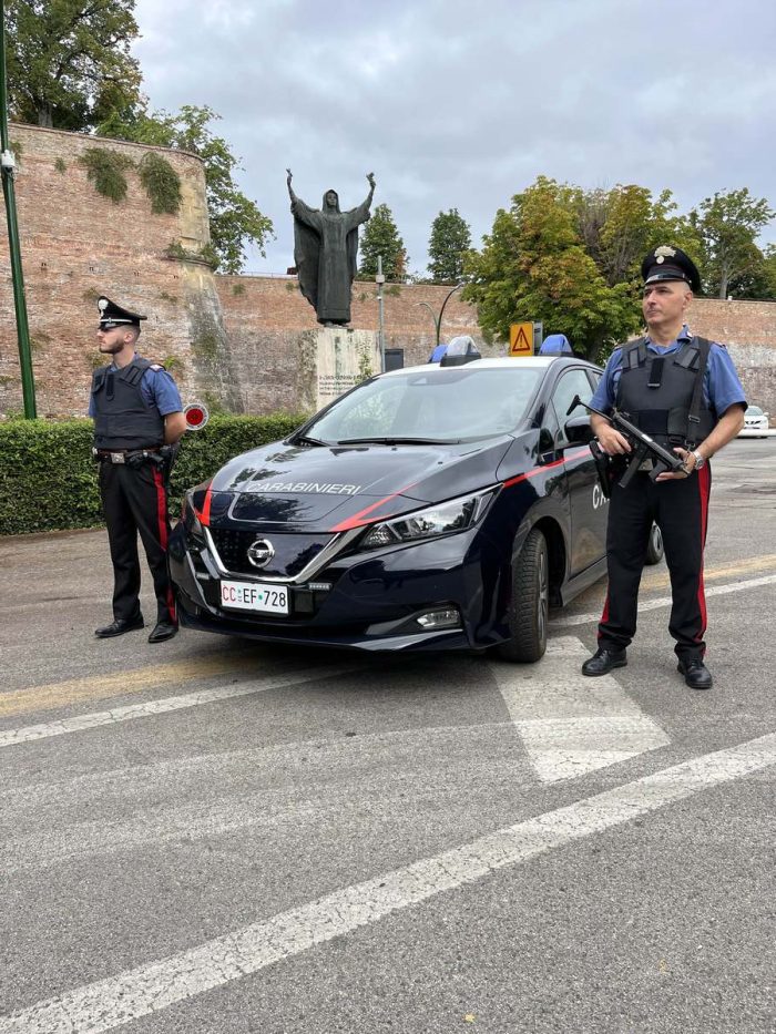 Siena: aggressioni e rapine in pieno centro, denunciati tre minorenni
