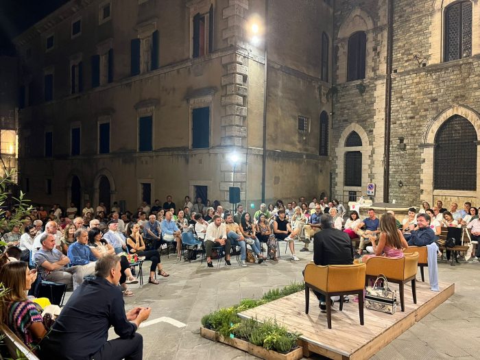 Da Lovaglio a Benanti: a San Casciano dei Bagni torna "La Terrazza"