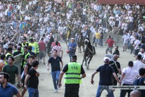 Palio, Carlo Sanna detto Brigante si gode la vittoria dalle Scotte: ecco le sue prime parole