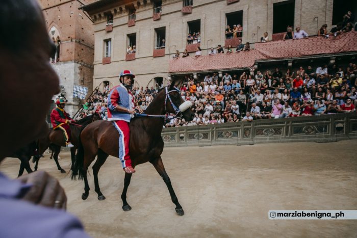 Palio agosto 2023, conclusa senza colpi di scena la segnatura dei fantini