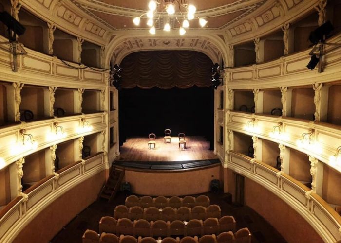 Sarteano: l'Accademia degli Arrischianti offre il proprio spazio teatrale ai giovani artisti