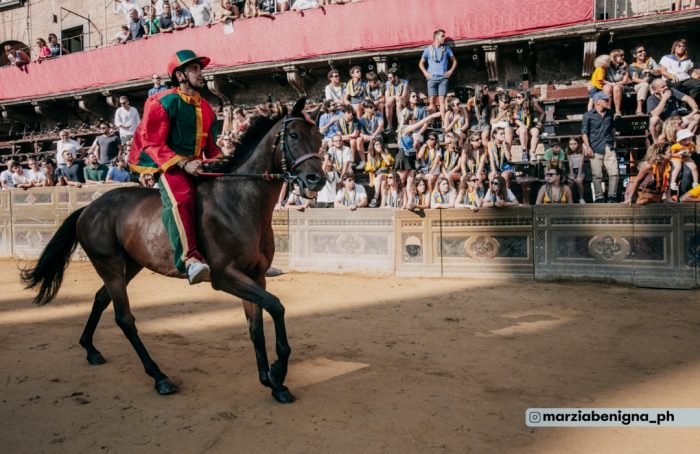 Palio il giorno dopo, Tempesta: "I fantini li fanno i cavalli. Con Remorex ho vinto, con gli altri che ho avuto mi sono dovuto scapicollare"