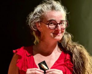 La senese Silvia Priscilla Bruni vince la II° edizione del concorso per nuovi comici "La Cicala d'Oro"