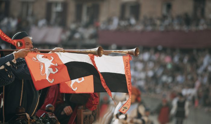 "La marcia del Palio &egrave; immortale": Francesco Barbucci racconta la nuova incisione voluta dall&rsquo;Associazione Arturo Pratelli