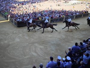 Palio di agosto: le batterie della Tratta in tempo reale