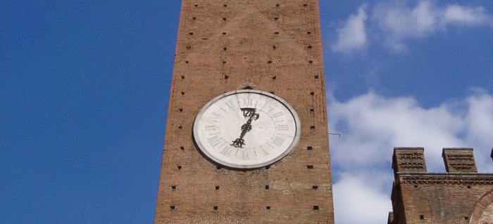 Manutenzione straordinaria sull&rsquo;orologio della Torre del Mangia