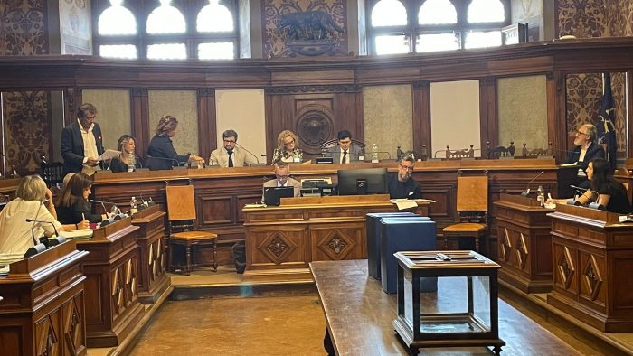 Sanità e Pnrr, il Consiglio Comunale di Siena approva due ordini del giorno