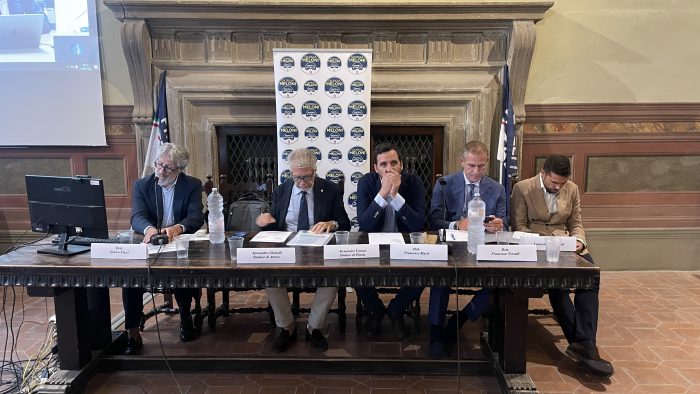 Scontro Multiutility, FdI: &ldquo;Il PD fa una prova muscolare su Estra, rischiando di compromettere  il futuro dei servizi in Toscana&rdquo;