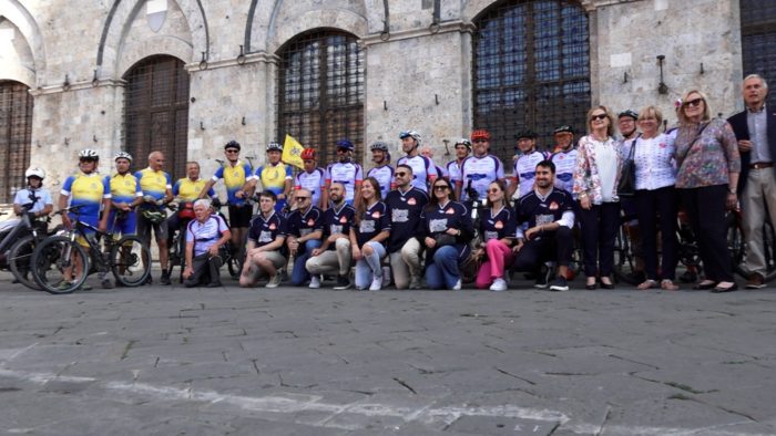 Piazza del Campo tappa finale della Granfondo ciclistica dei trapiantati
