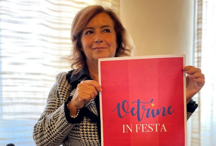"Vetrine in&nbsp;festa", la proposta dell'assessore Magi: "Fondi sfitti a disposizione di commercianti, artigiani e artisti senesi"