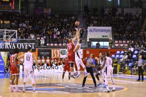 Basket Serie A2 - L'Umana San Giobbe Chiusi ci prova, ma Udine prende il largo e vince 78-60