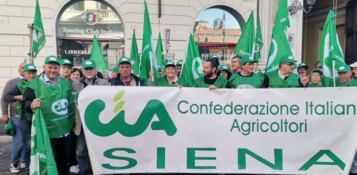 Cia: in 50 da Siena in piazza a Roma al grido &ldquo;Prezzi alle stelle, agricoltori pi&ugrave; poveri. Non toglieteci il futuro"