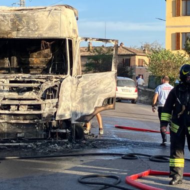 camion incendio Coroncina 5