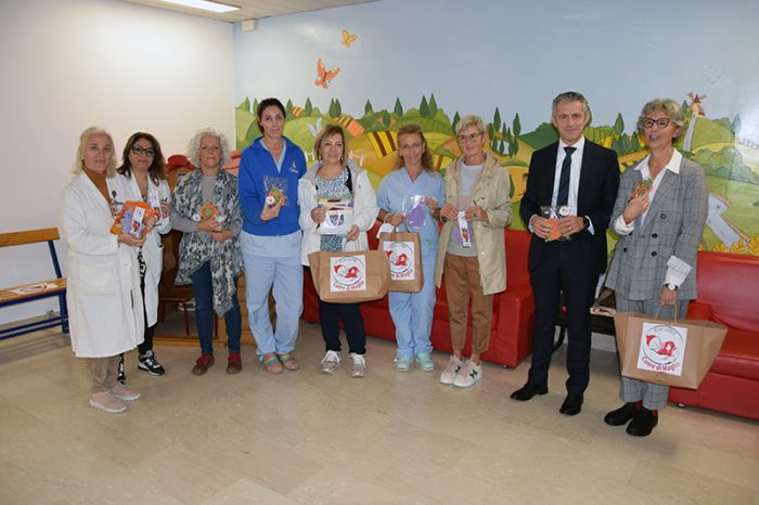 Siena: Cuore di maglia, regalini per Halloween per i piccoli della Terapia Intensiva Neonatale