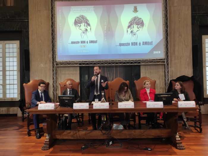 Siena dice basta alla violenza di genere: "I giovani costruiscano una nuova cultura del rispetto"