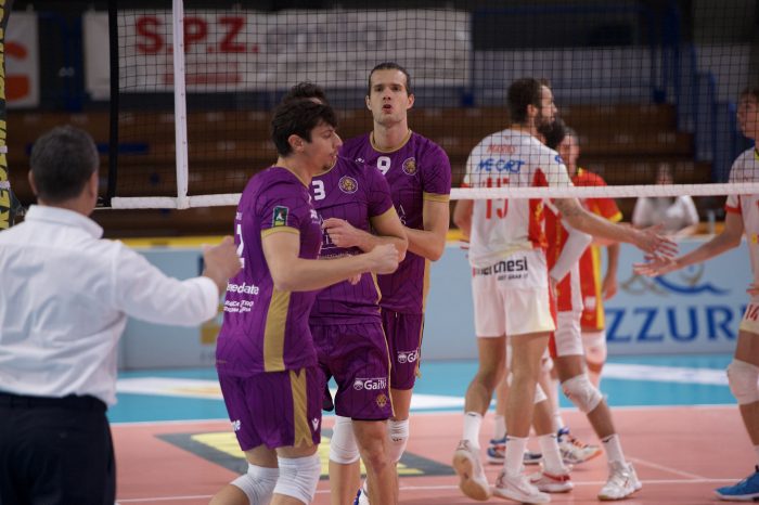 Emma Villas Siena, tie break decisivo per i biancoblu sulla Conad Reggio Emilia